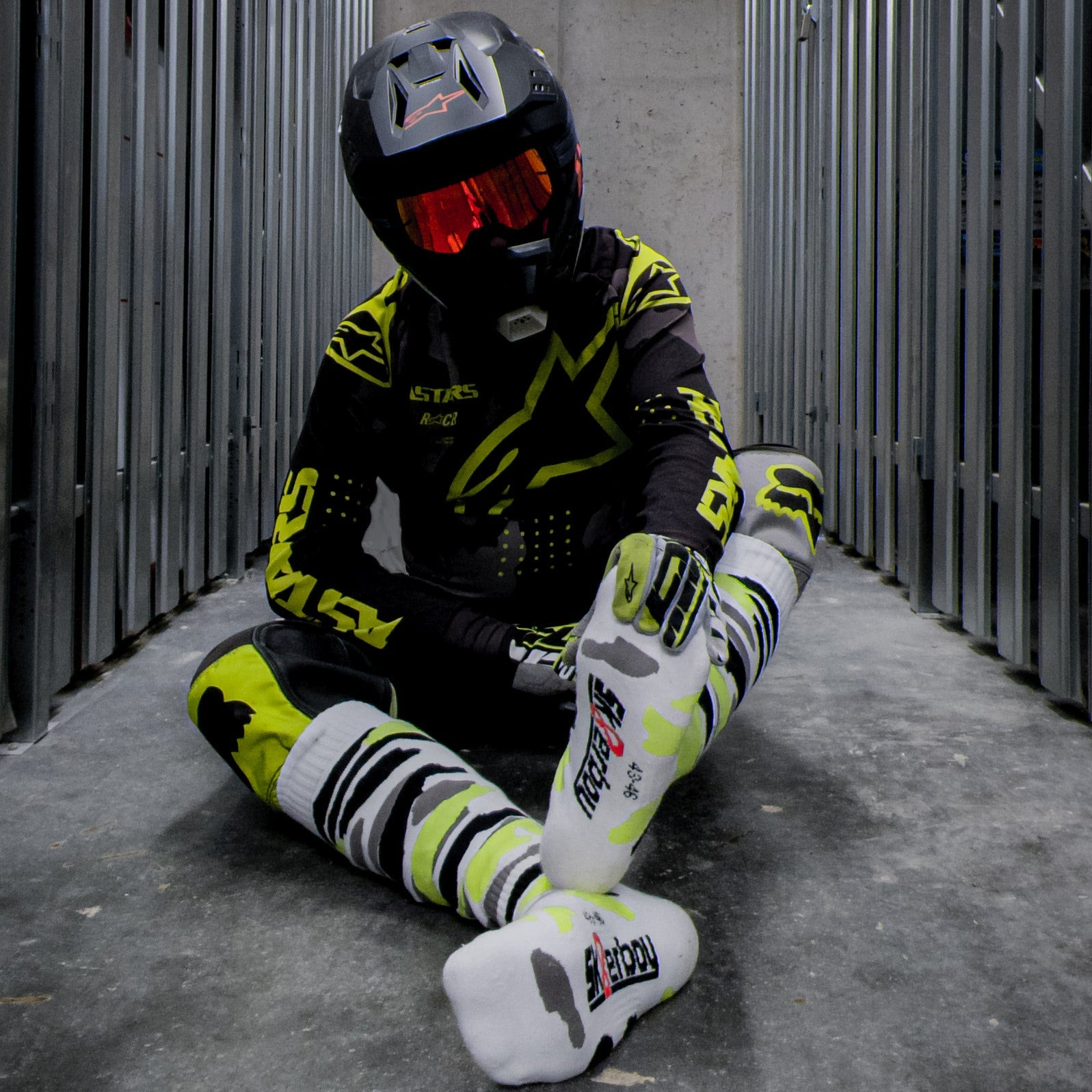 Chaussettes hautes MX SOCKS Sk8erboy Blanc-Fluo-Noir