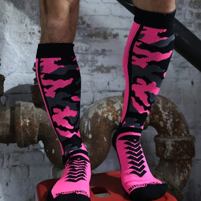 Chaussettes hautes NEO CAMO Noir-Rose Neon