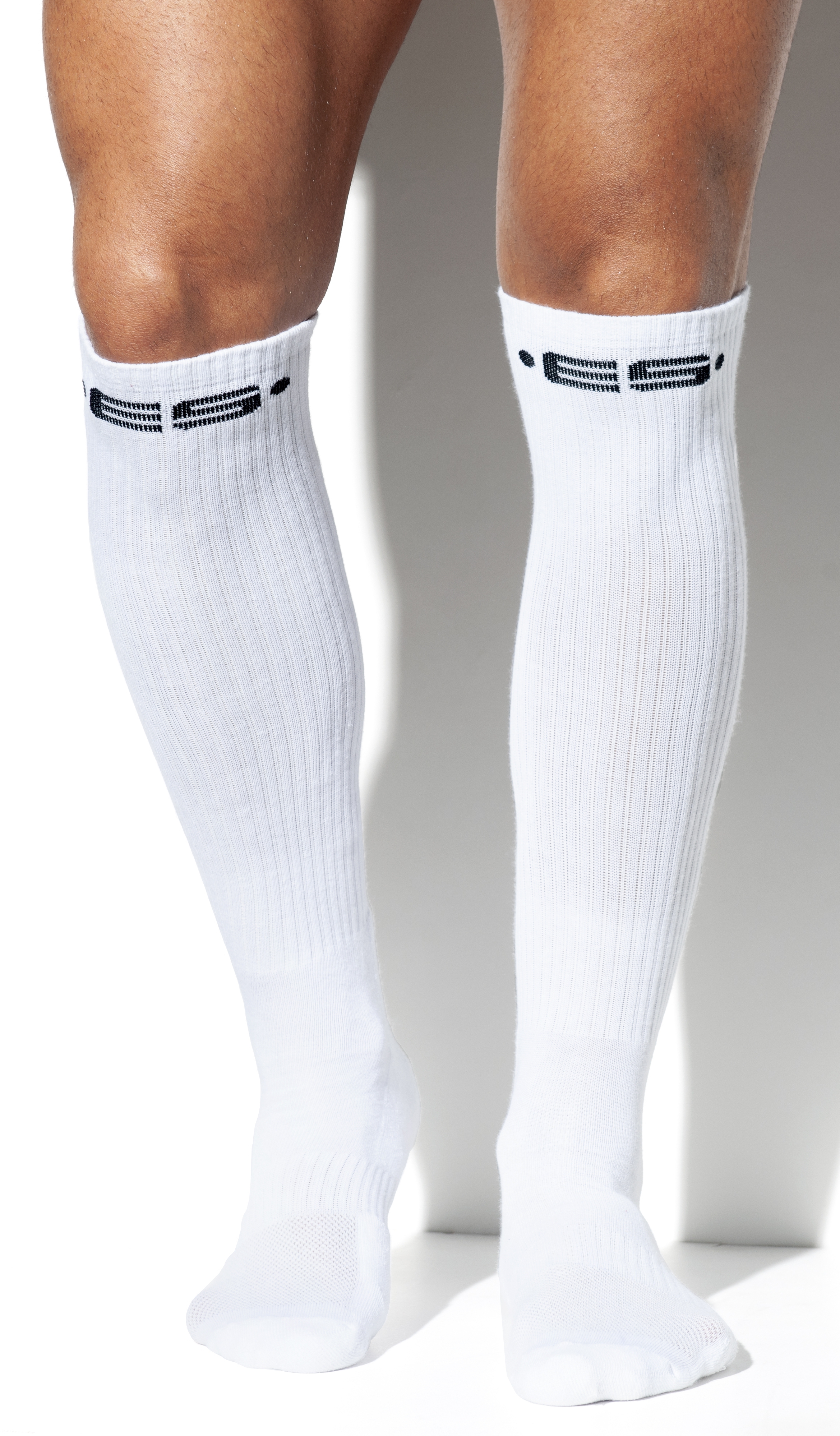 ES Collection Chaussettes hautes NEVER BACK DOWN Blanches
