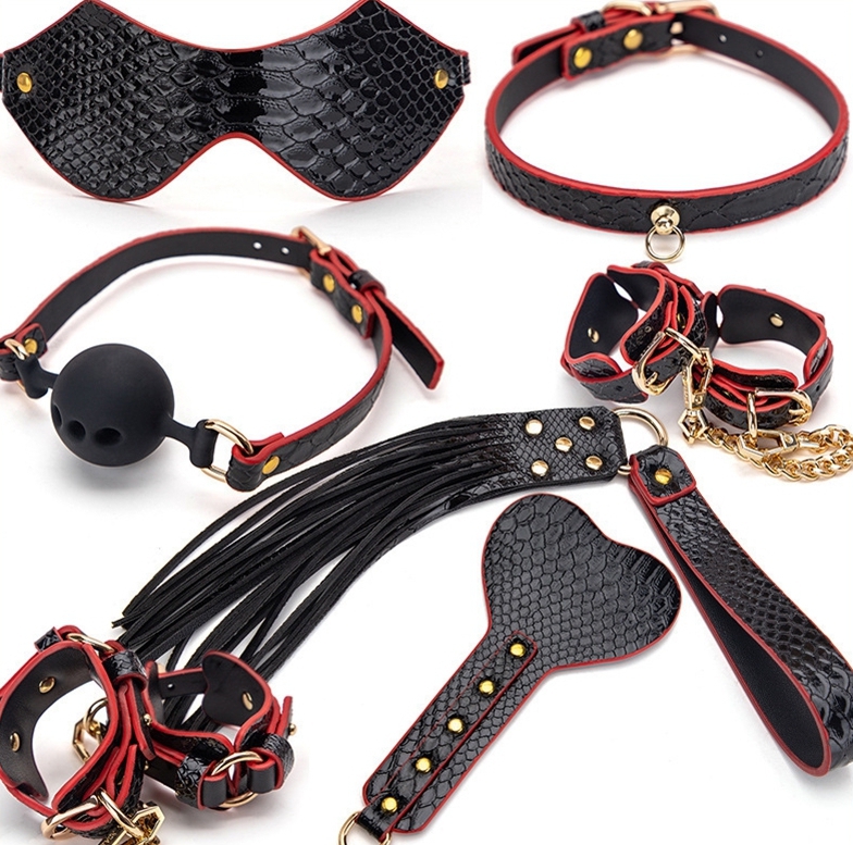 Kit BDSM 7 Pièces CAIMAN Noir-Rouge