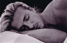 Quel est le lien entre Durex, une exposition artistique et David Beckham ?