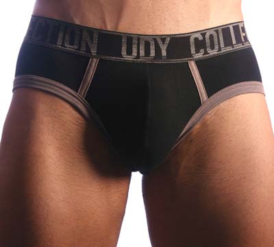 Lingerie masculine : que portent les hommes sous la ceinture ?