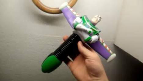 Un sextoy Buzz l'éclair